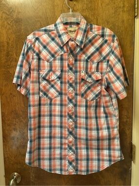 Wrangler Men’s Orange and Blue Plaid Short-Sleeve Button-Down Shirt